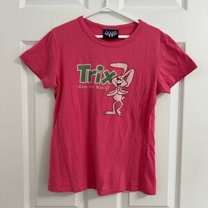 Junk Food (S) Vintage 90s Y2K Trix is for Kids Pink Rabbit Grunge Cereal T-Shirt